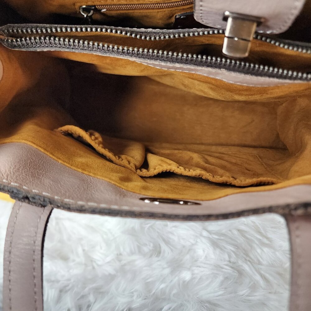Patricia Nash NWT Darby Satche/Crossbody - Picture 12 of 13